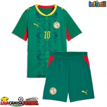 Camisa de Futebol Senegal Sadio Mane #10 Equipamento Secundário Infantil Mundo 2026 Manga Curta (+ Calças curtas)